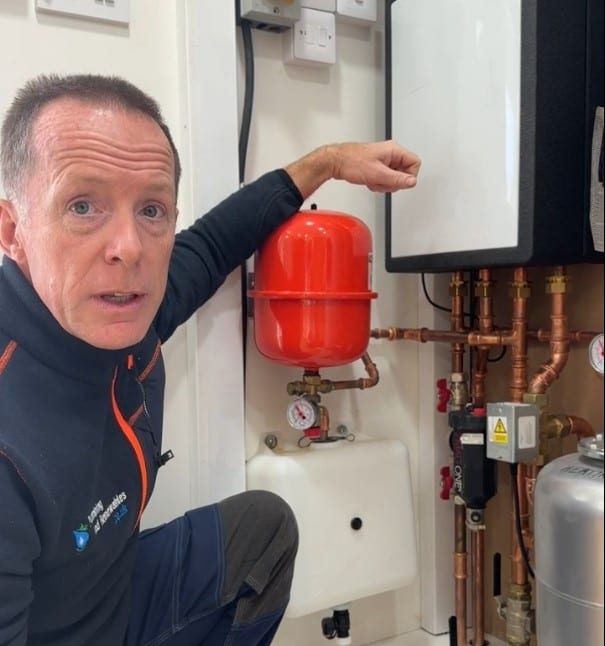 Cleaning a Strainer Valve